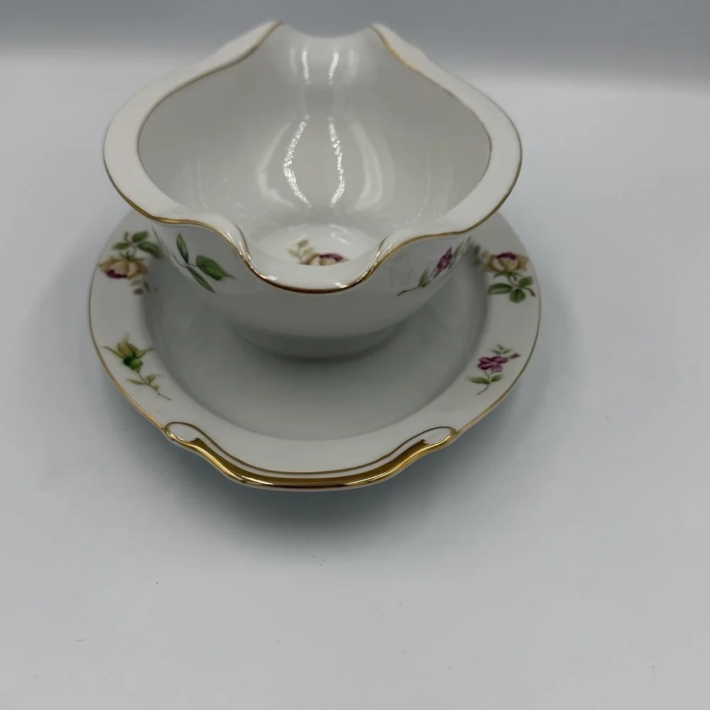 Vintage Lynmore Golden Rose Fine China Gravy Boat With Attached Plate